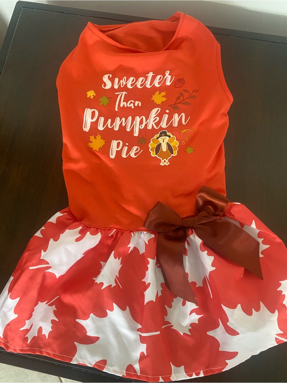 Dog dress for fall size  X-LARGE liengoron brand